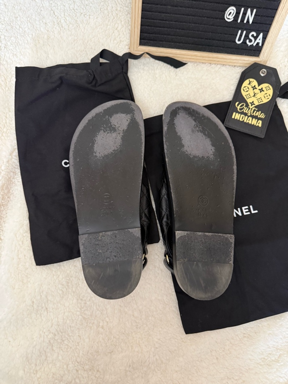 CHANEL quilted Dad sandals with gold hardware - Picture 15 of 16
